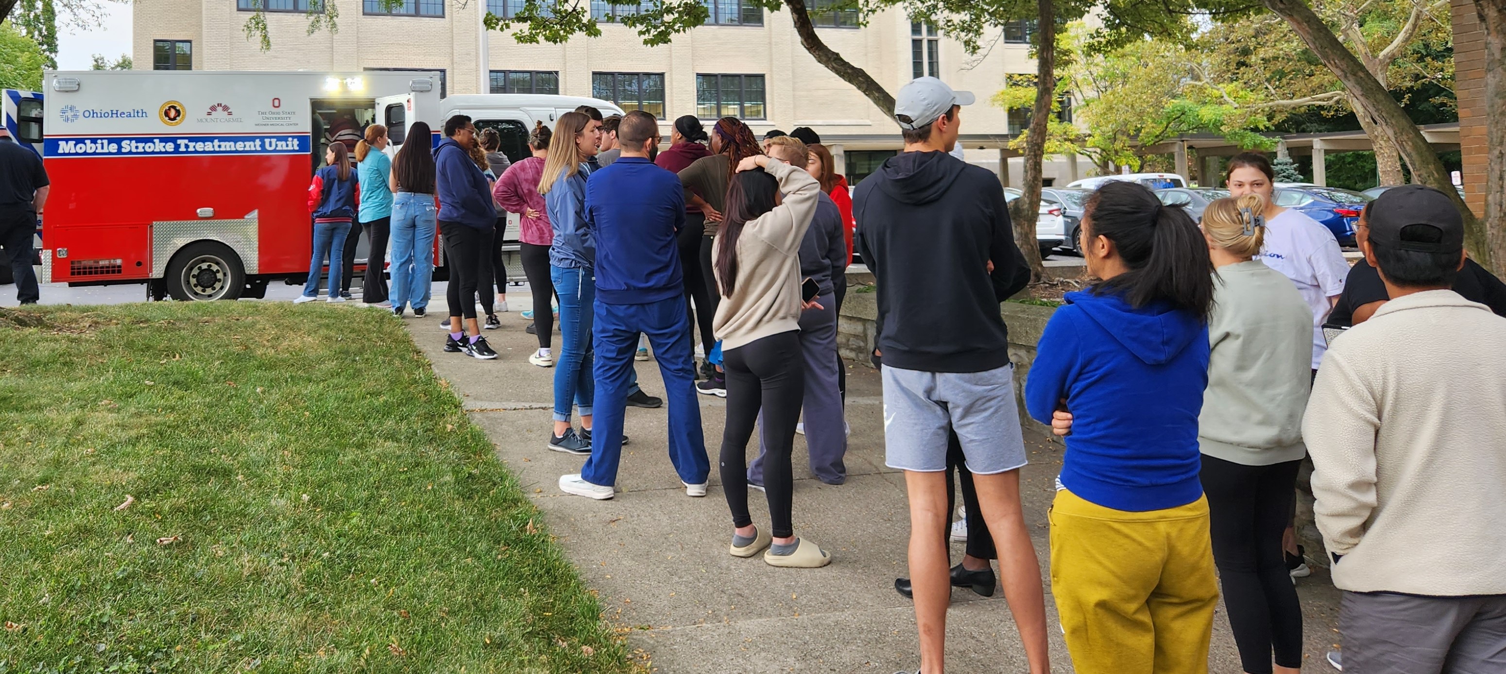 Students tour mobile stroke unit